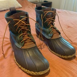*RARE* LL Bean Green Colorblock 8” Bean Boots